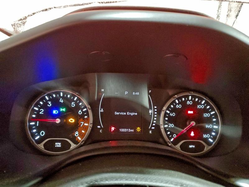Photo 9 from auction – 2015 JEEP RENEGADE L with VIN ZACCJBBT2FPB39854