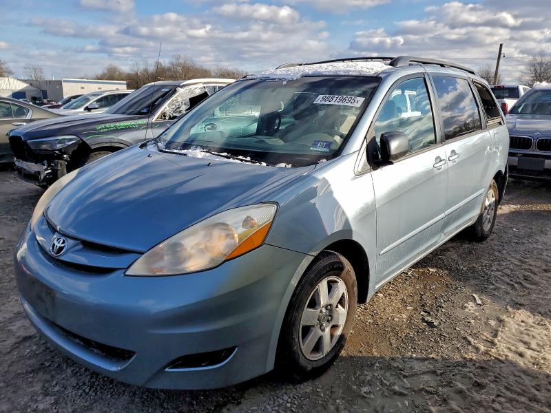 TOYOTA SIENNA CE 2010 with VIN 5TDKK4CC7AS342236 - Photo from auction