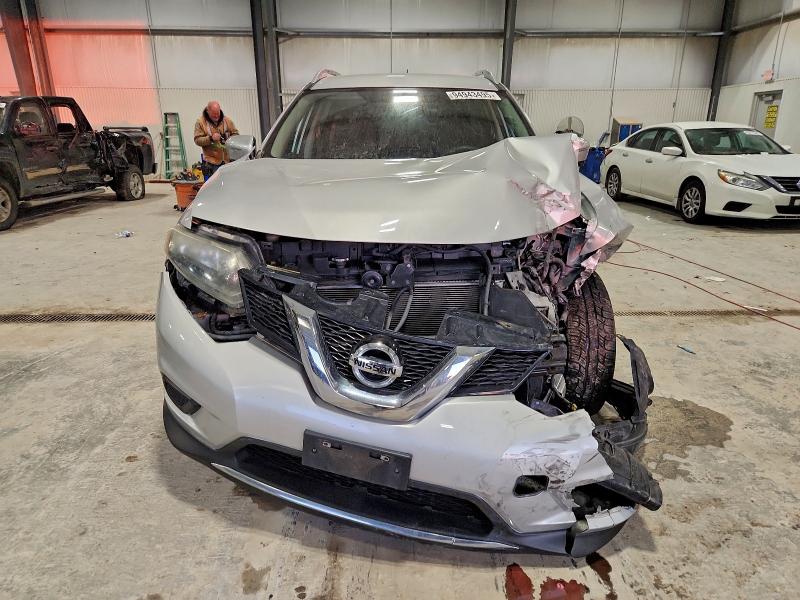 Photo 5 from auction – 2015 NISSAN ROGUE S with VIN 5N1AT2MV2FC752329