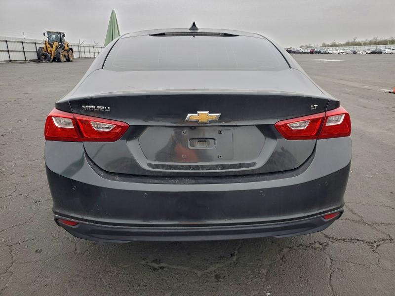 Photo 6 from auction – 2017 CHEVROLET MALIBU with VIN 1G1ZE5ST7HF174744