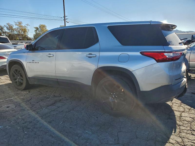 Photo 2 from auction – 2018 CHEVROLET TRAVERSE L with VIN 1GNERFKW7JJ252797