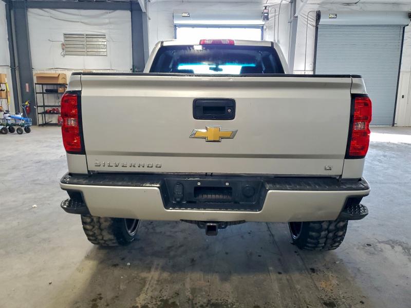 Photo 6 from auction – 2017 CHEVROLET SILVERADO with VIN 3GCUKREC9HG419636