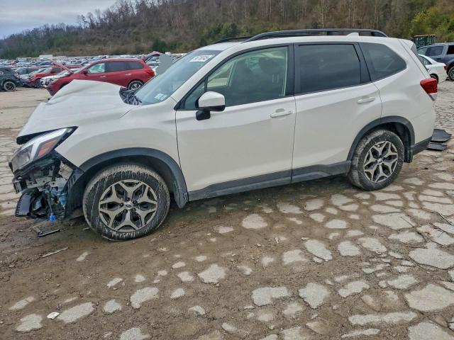 SUBARU FORESTER P 2020 with VIN JF2SKAJCXLH406845 - Photo from auction