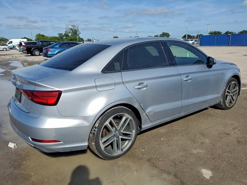 Photo 3 from auction – 2018 AUDI A3 PREMIUM with VIN WAUAUGFF2J1029876