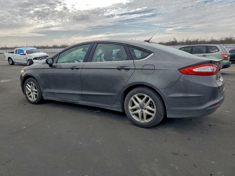 Photo 2 from auction – 2016 FORD FUSION SE with VIN 3FA6P0HD7GR260196
