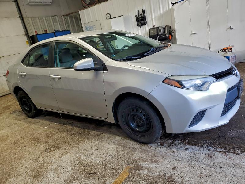 Foto 4 de la subasta – 2015 TOYOTA COROLLA L con VIN 2T1BURHE2FC337897