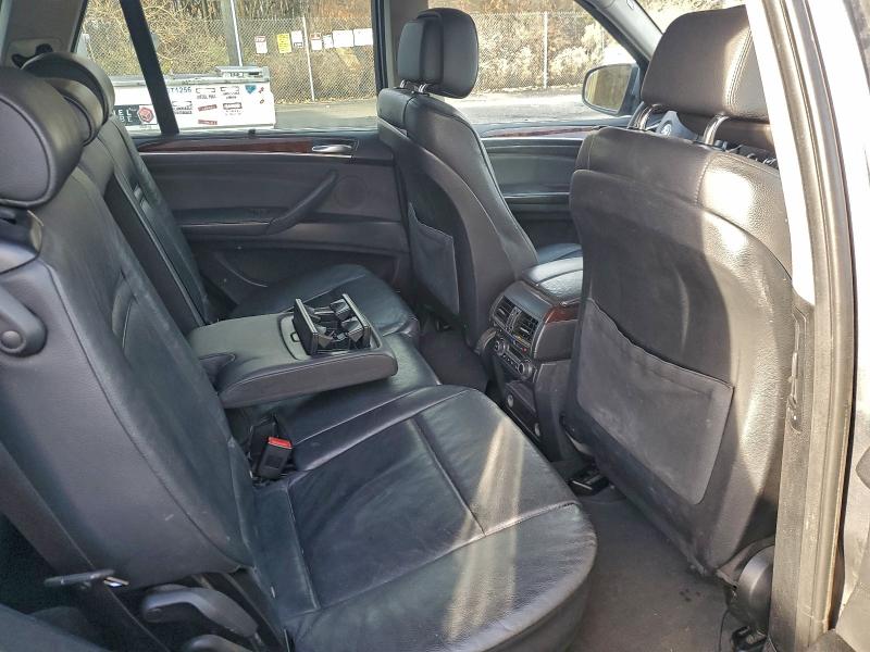 Photo 11 from auction – 2012 BMW X5 with VIN 5UXZV4C50CL988664