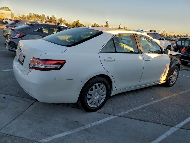 Photo 3 from auction – 2010 TOYOTA CAMRY BASE with VIN 4T1BF3EK3AU556277