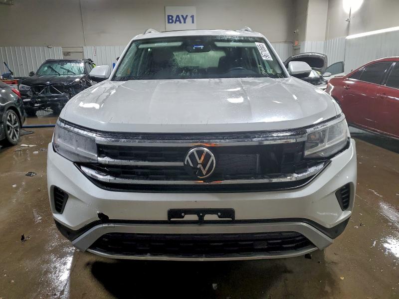 Photo 5 from auction – 2023 VOLKSWAGEN ATLAS SEL with VIN 1V2BP2CA3PC552586