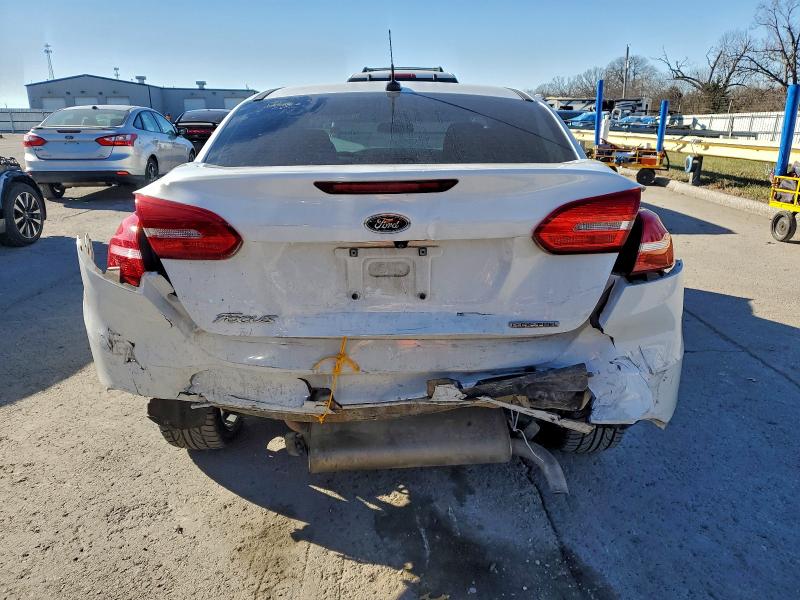 Photo 6 from auction – 2016 FORD FOCUS S with VIN 1FADP3E20GL251852