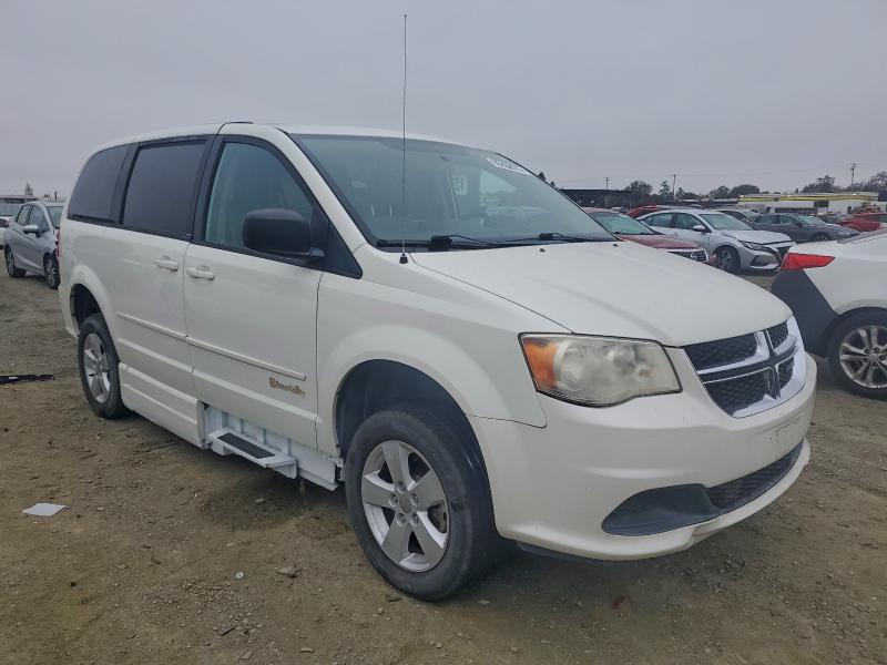 Photo 4 from auction – 2013 DODGE CARAVAN with VIN 2C4RDGBG8DR780856