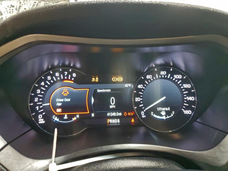 Photo 9 from auction – 2020 LINCOLN MKZ with VIN 3LN6L5F97LR618453