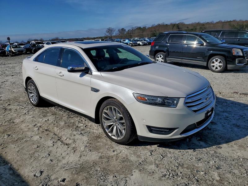 Photo 4 from auction – 2013 FORD TAURUS LIM with VIN 1FAHP2F88DG183187