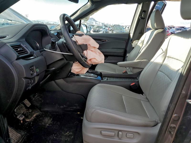 Photo 7 from auction – 2019 HONDA PASSPORT E with VIN 5FNYF8H05KB028319