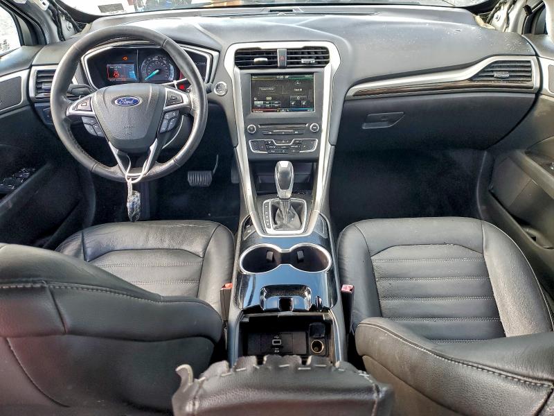 Photo 8 from auction – 2016 FORD FUSION SE with VIN 3FA6P0T97GR107532