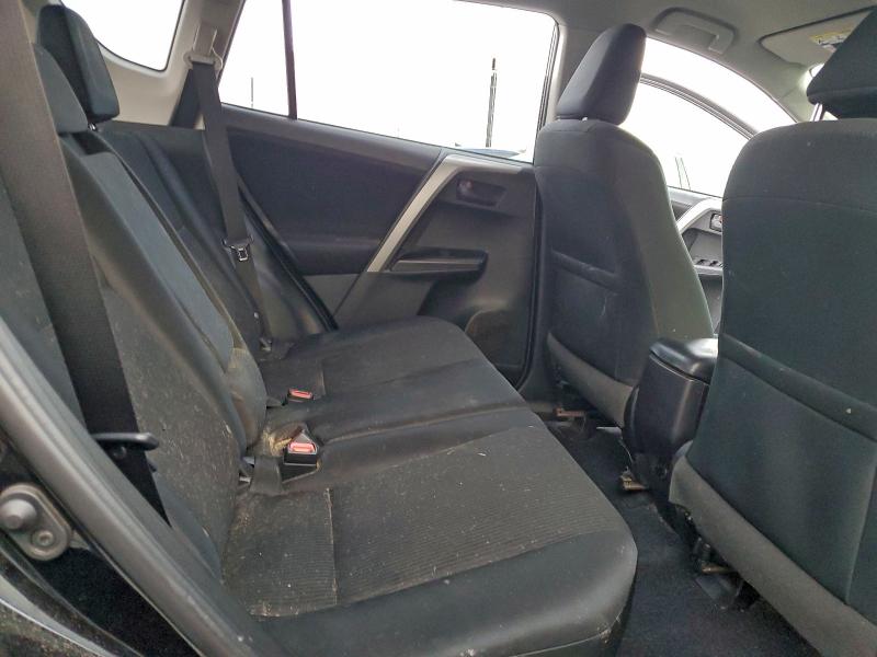 Photo 10 from auction – 2018 TOYOTA RAV4 LE with VIN 2T3ZFREV2JW473765