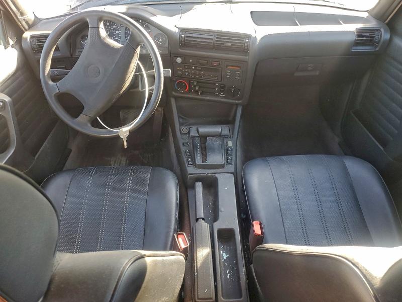 Photo 8 from auction – 1990 BMW 325 I AUTO with VIN WBAAD231XLED27036