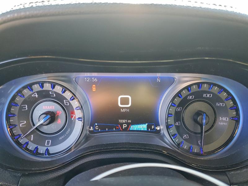 Photo 9 from auction – 2017 CHRYSLER 300 S with VIN 2C3CCABG4HH651129