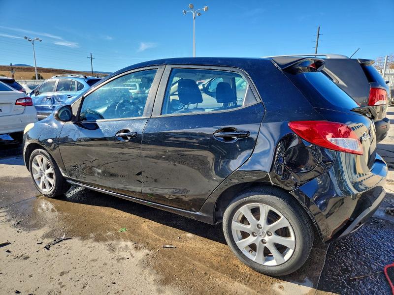 Photo 2 from auction – 2011 MAZDA MAZDA2 with VIN JM1DE1HY2B0124874