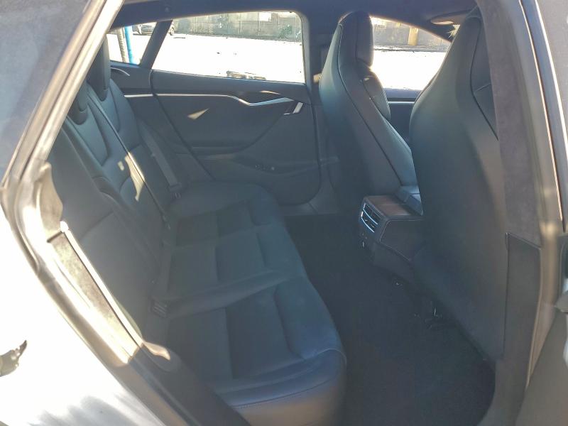 Photo 10 from auction – 2017 TESLA MODEL S with VIN 5YJSA1E21HF232352