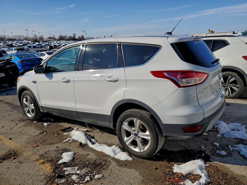 Photo 2 from auction – 2014 FORD ESCAPE SE with VIN 1FMCU9G9XEUD73181