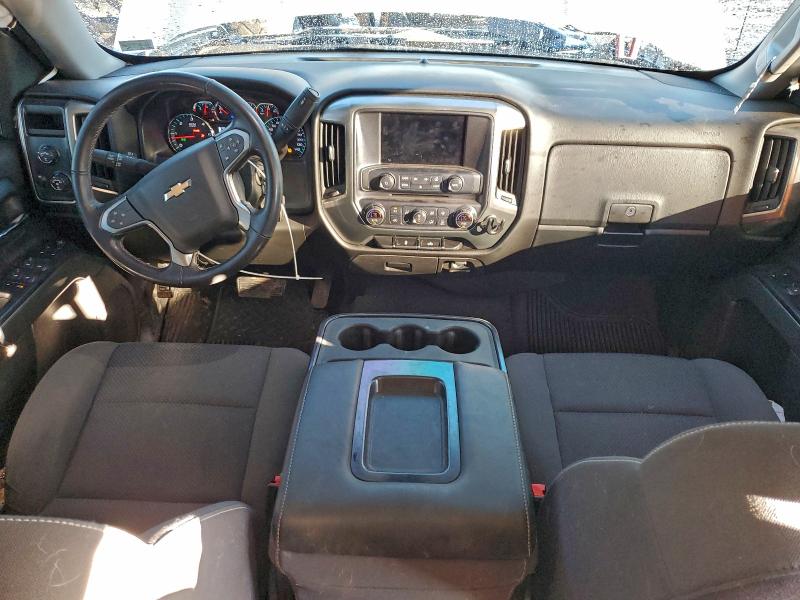 Photo 8 from auction – 2018 CHEVROLET SILVERADO with VIN 3GCUKREC4JG612394