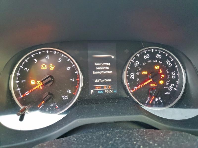 Photo 9 from auction – 2019 TOYOTA RAV4 LE with VIN JTMH1RFV0KD022440