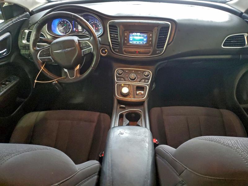 Photo 8 from auction – 2015 CHRYSLER 200 LIMITE with VIN 1C3CCCABXFN505050