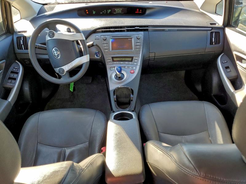 Photo 8 from auction – 2013 TOYOTA PRIUS with VIN JTDKN3DU8D5674396