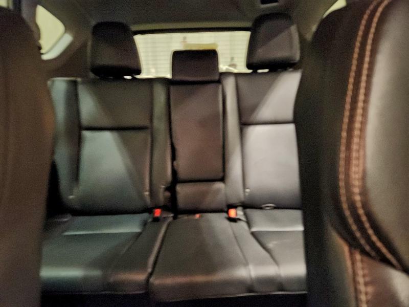 Photo 10 from auction – 2017 TOYOTA RAV4 LIMIT with VIN 2T3DFREV4HW600505