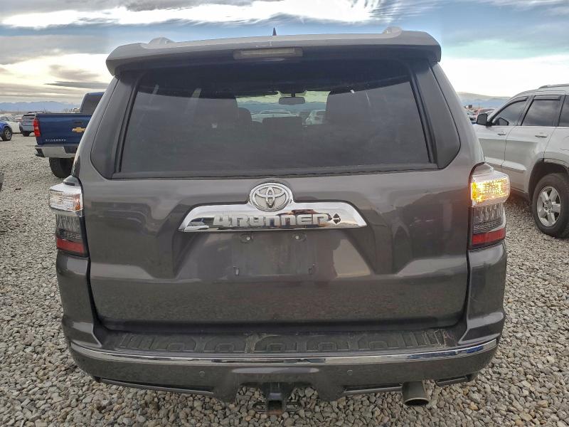 Photo 6 from auction – 2015 TOYOTA 4RUNNER SR with VIN JTEBU5JR7F5234943