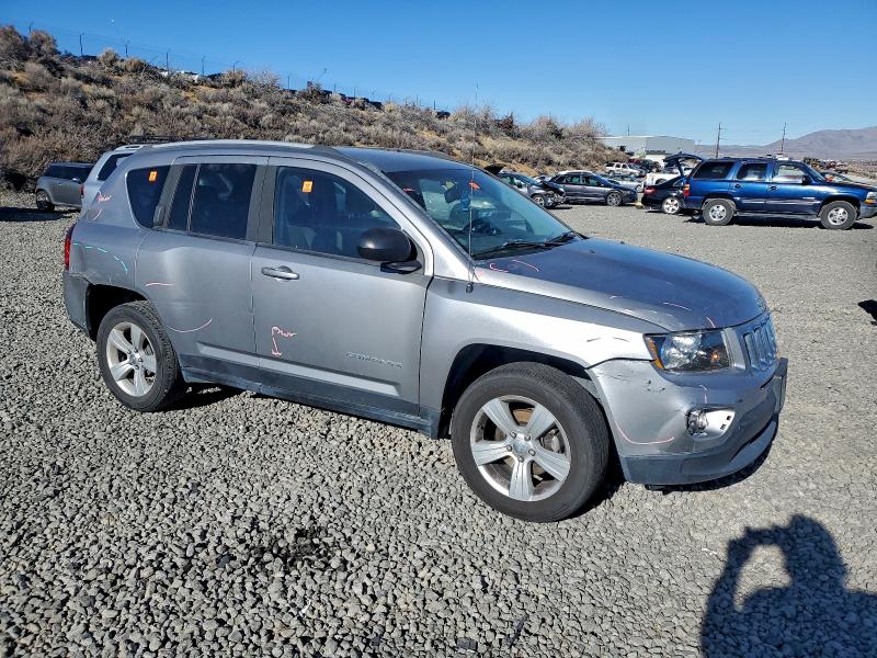 Photo 4 from auction – 2016 JEEP COMPASS with VIN 1C4NJCBA4GD567602