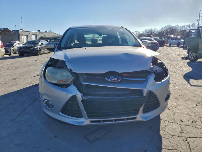 Photo 5 from auction – 2012 FORD FOCUS SEL with VIN 1FAHP3M28CL171762