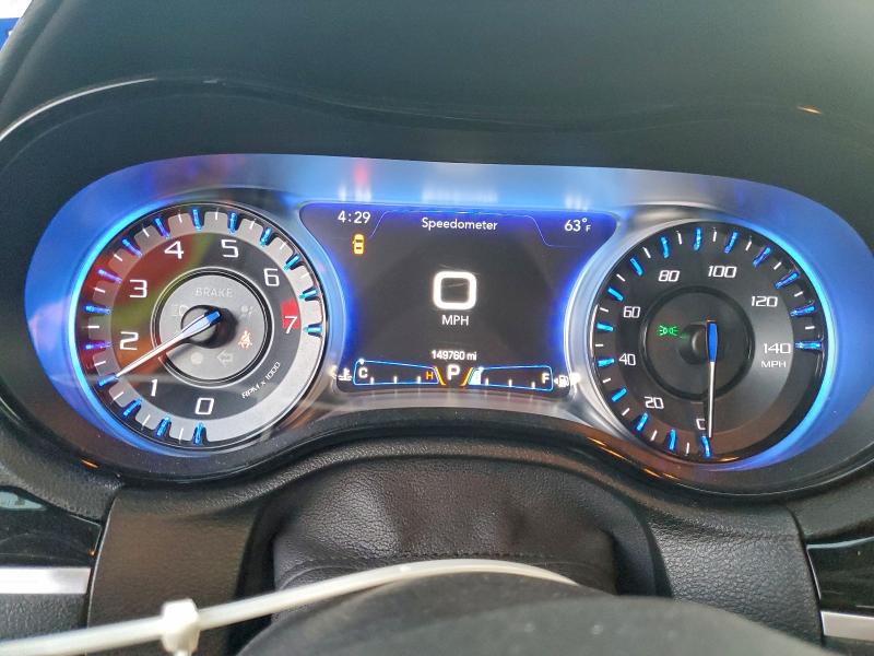 Photo 9 from auction – 2017 CHRYSLER 300 with VIN 2C3CCABGXHH572368