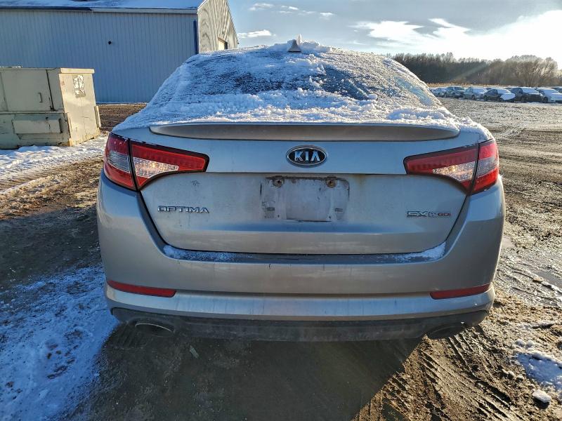 Photo 6 from auction – 2012 KIA OPTIMA SX with VIN 5XXGR4A61CG047085