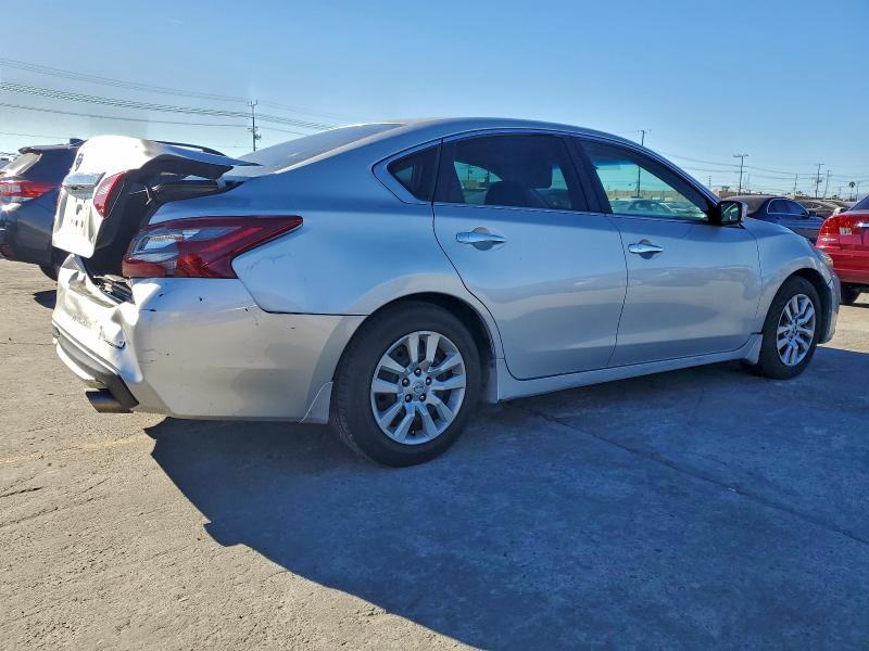 Photo 3 from auction – 2018 NISSAN ALTIMA with VIN 1N4AL3AP6JC474629