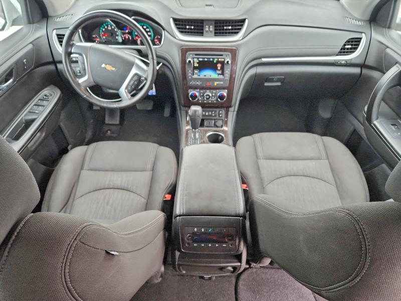 Photo 8 from auction – 2016 CHEVROLET TRAVERSE L with VIN 1GNKRHKD6GJ151238