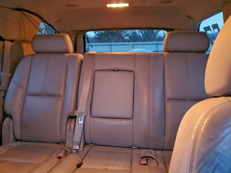 Photo 10 from auction – 2008 GMC YUKON with VIN 1GKFK130X8J180362