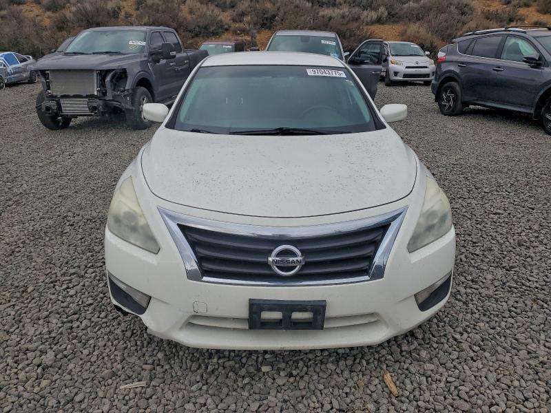 Photo 5 from auction – 2015 NISSAN ALTIMA 2.5 with VIN 1N4AL3AP7FC287911