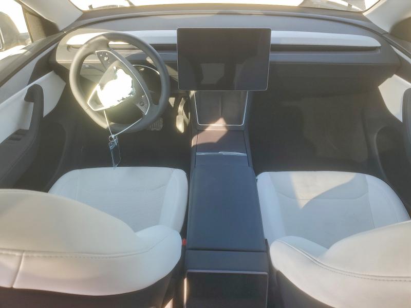 Photo 8 from auction – 2026 TESLA MODEL Y with VIN 7SAYGDED6TA418764