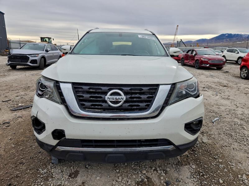 Photo 5 from auction – 2017 NISSAN PATHFINDER with VIN 5N1DR2MM4HC626043