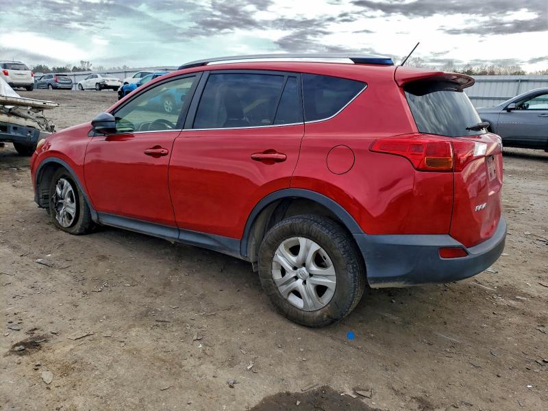 Photo 2 from auction – 2015 TOYOTA RAV4 LE with VIN JTMBFREV2FJ049171