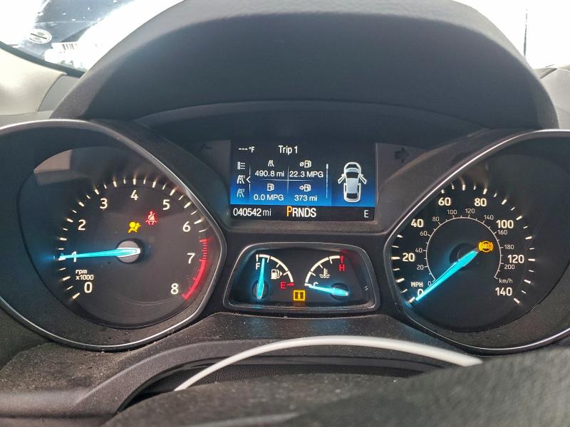 Photo 9 from auction – 2018 FORD ESCAPE SE with VIN 1FMCU9GD2JUC50179