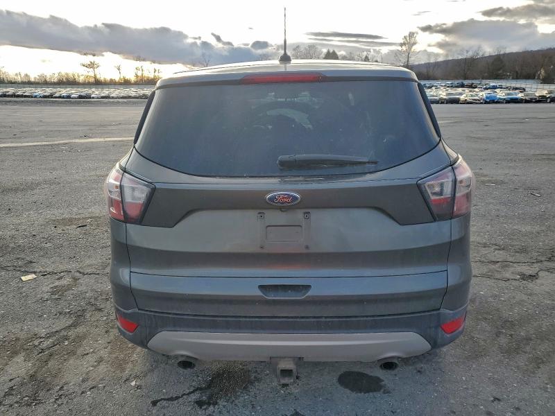 Photo 6 from auction – 2017 FORD ESCAPE SE with VIN 1FMCU9G95HUA08282
