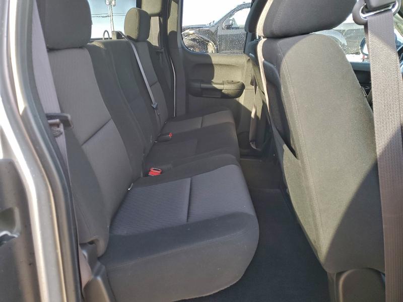 Photo 10 from auction – 2011 GMC SIERRA K15 with VIN 1GTR2VE35BZ207726
