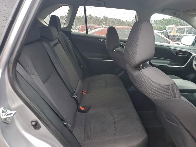 Photo 11 from auction – 2019 TOYOTA RAV4 LE with VIN 2T3G1RFV5KC032431