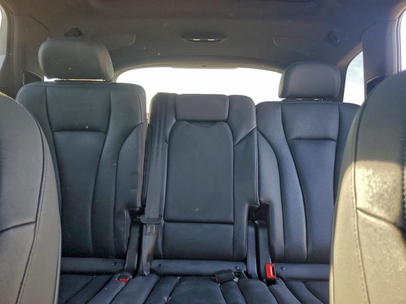 Photo 10 from auction – 2021 AUDI Q7 PREMIUM with VIN WA1LJAF77MD036734
