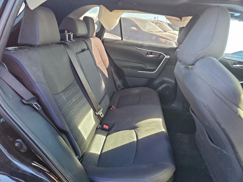 Photo 10 from auction – 2022 TOYOTA RAV4 SE with VIN JTM16RFV9ND529635