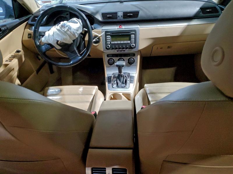 Photo 8 from auction – 2008 VOLKSWAGEN PASSAT VR6 with VIN WVWCU73C48E048003