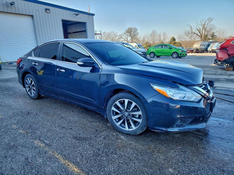 Photo 4 from auction – 2017 NISSAN ALTIMA 2.5 with VIN 1N4AL3AP1HC257435